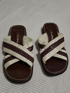 Thom McAn Cream and Brown Braided Cross-Strap Slide Sandals for Women